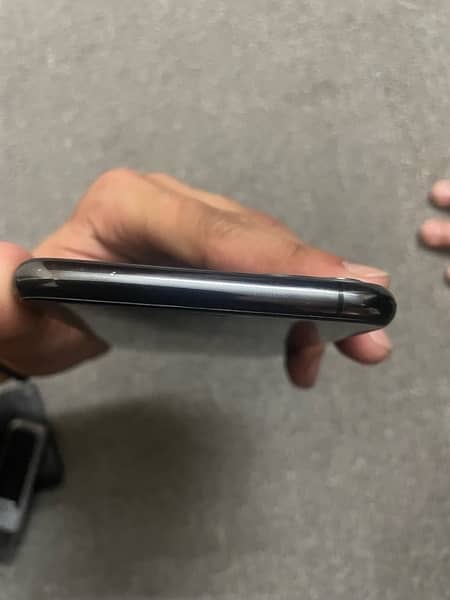 iphone 11pro max non pta 7