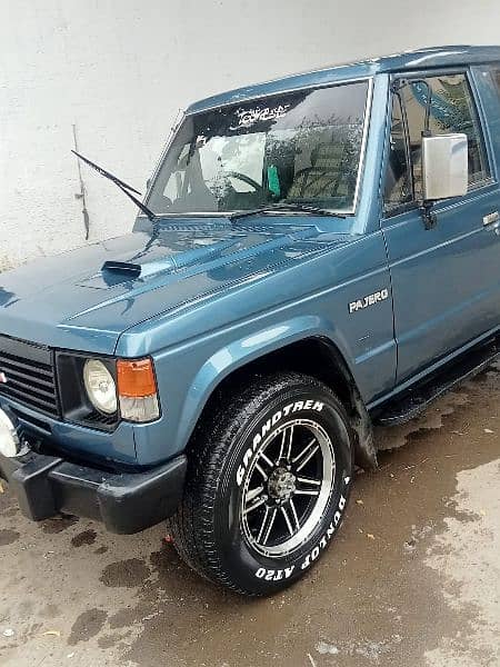 Mitsubishi Pajero 1985 /1999 0