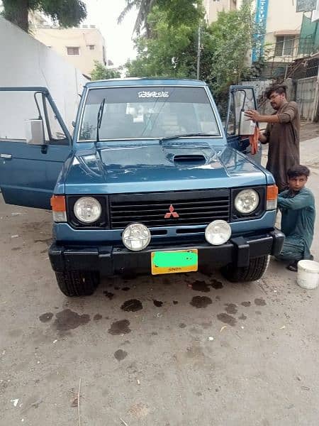 Mitsubishi Pajero 1985 /1999 6