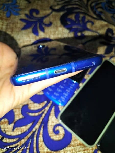 One Plus 8Pro for sale 3