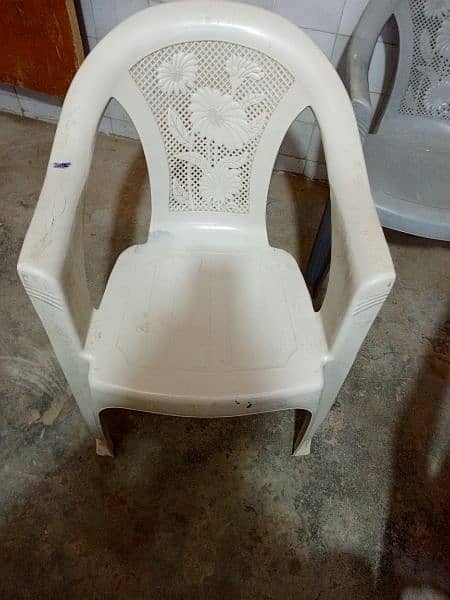 chair 0