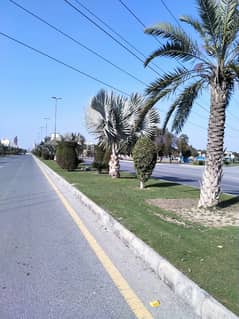 2 Kanal Main Boulevard Developed Residential Plot at Ideal and Builder Location is Available For Sale in Ghouri Block Bahria Town Lahore