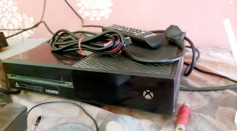 X Box one 500 GB 0