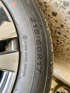 Tyre for Sale 215/60 R17
