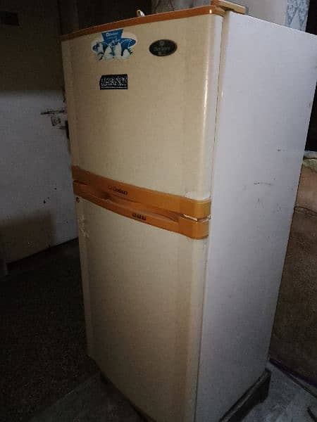12 Cubic 2 door Used Dawlance Refrigerator, compresser not working 1