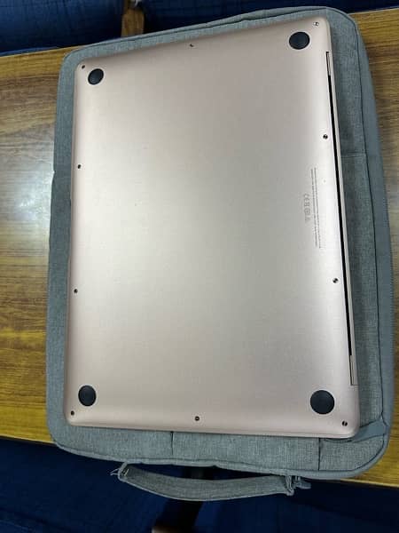 MacBook Air M1 4