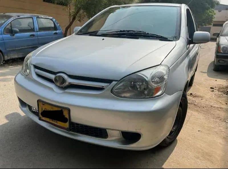 Toyota Platz 2005 3