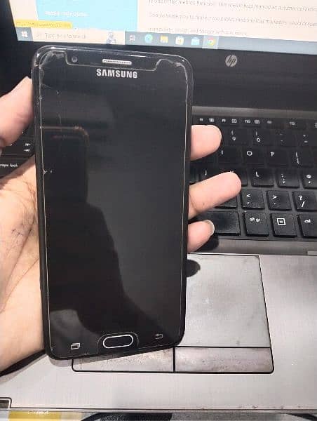 Samsung Galaxy J7 Prime 8\10 Condition 7