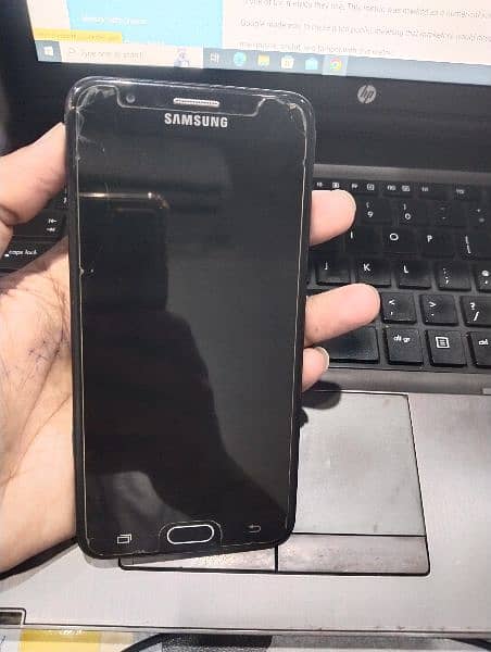 Samsung Galaxy J7 Prime 8\10 Condition 9