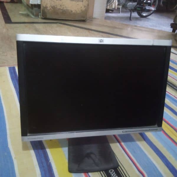 LCD monitor 0