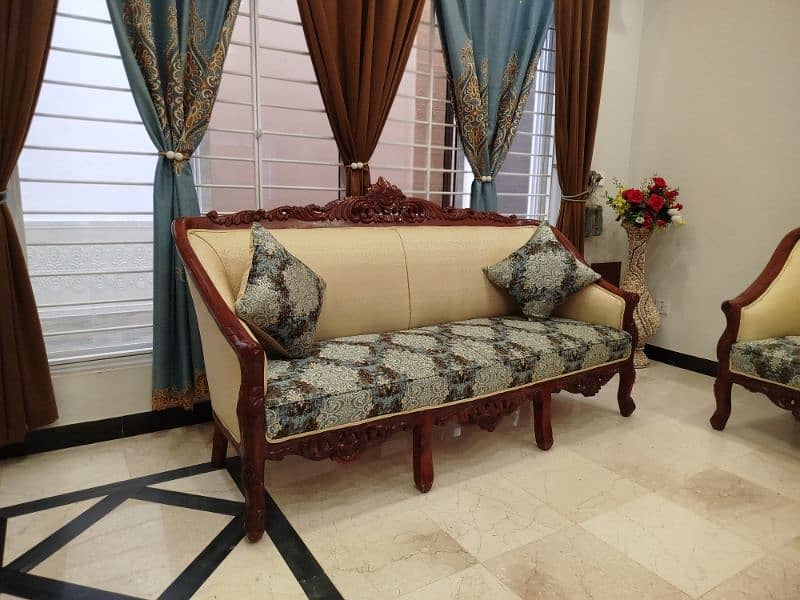 Chineoti Sofa For Sale 7