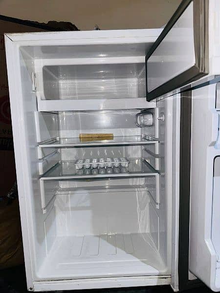 Dawlance mini fridge 2