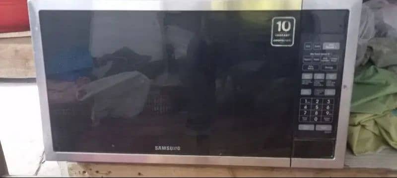 Samsung large size slightly used 4