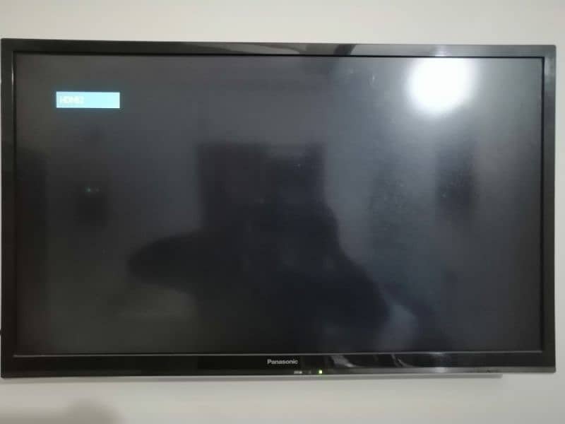 Panasonic LED TV 32" (original) 0