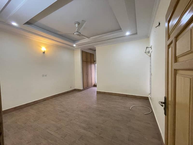 12 Marla Upper Portion for Rent in G-15 islamabad 1