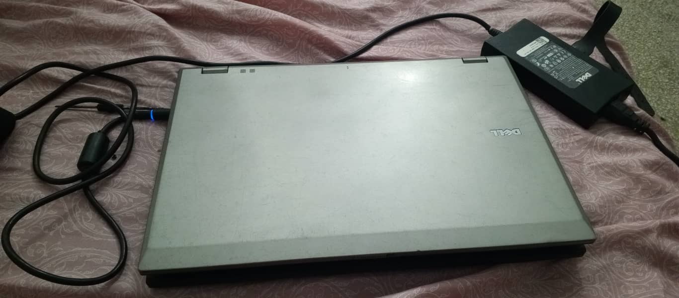 Dell latitude 5510 with long battery  4