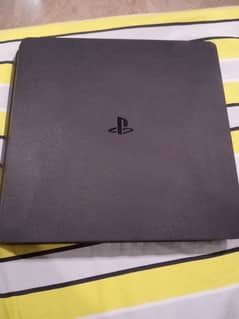 PS4 for Sale in New Condition.