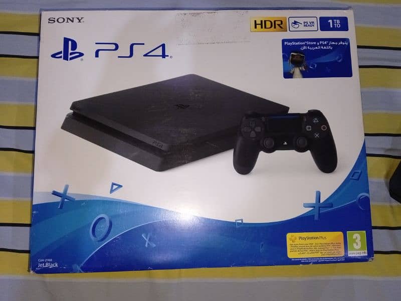 PS4 for Sale in New Condition. 4