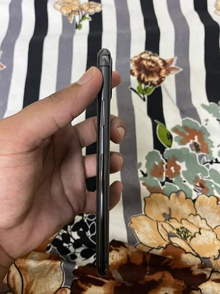 iphone 11 pro max PTA Appoved 256GB 0