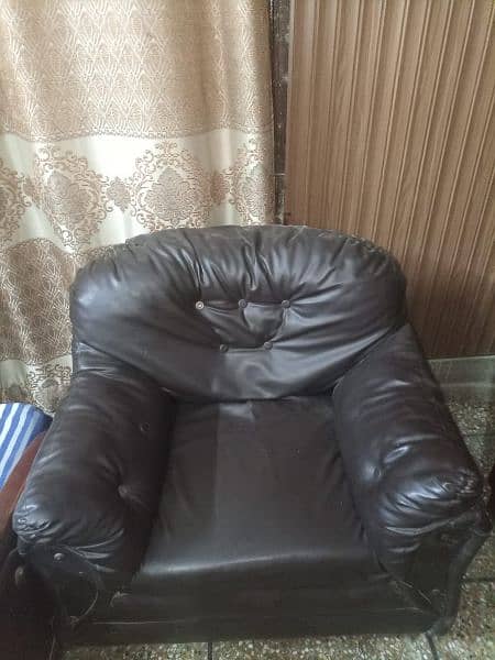 Brown Leathers Sofas 5 seaters 3