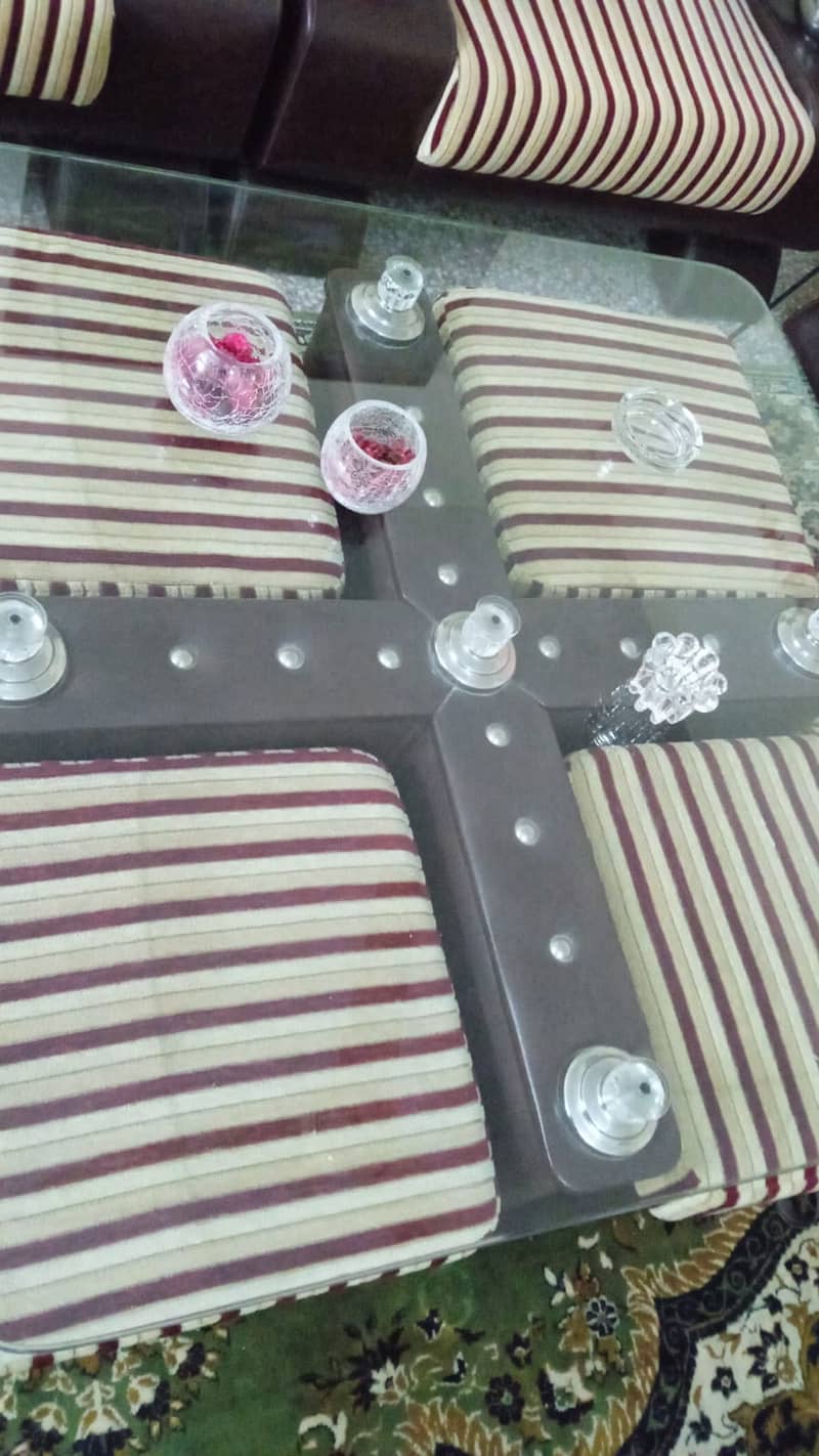 5 seater dawaan table and table stool 3