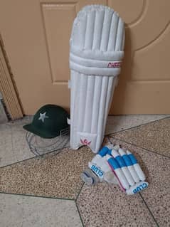 cricket kit (small) (size) Good condition 0