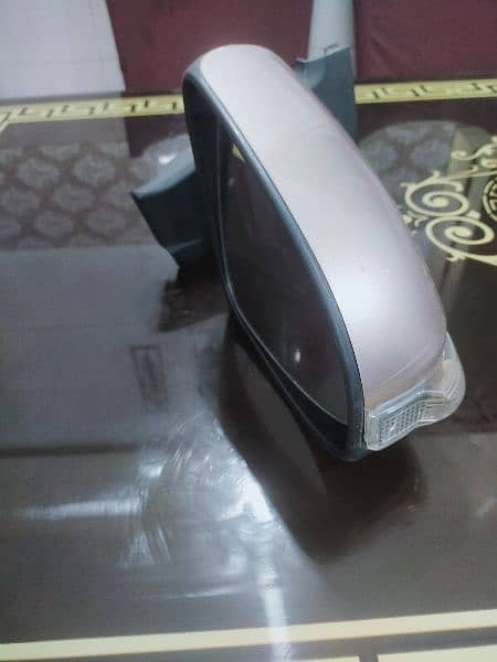 Vitz 2015 original right side mirror 1