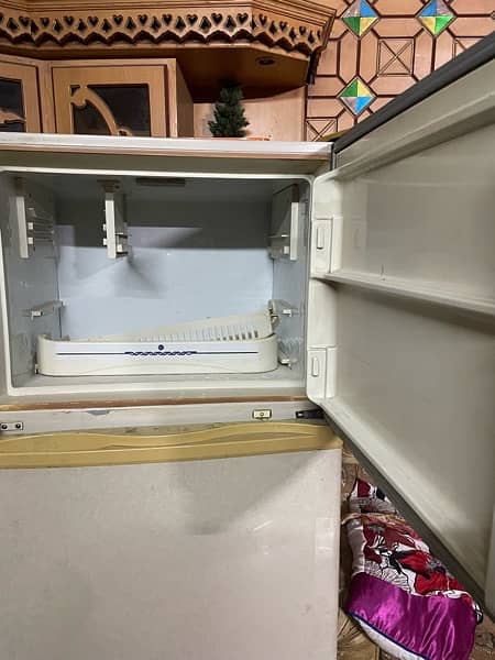 dawlance full size xxl fridge and freezer 3