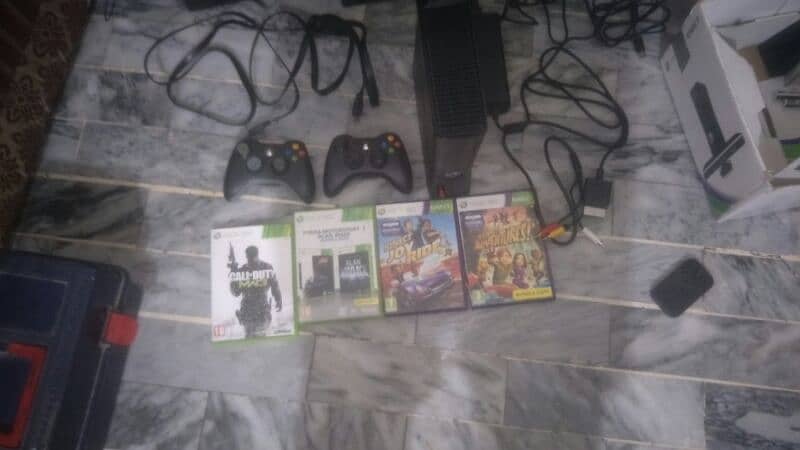 xbox 360 kinect mint condition 2