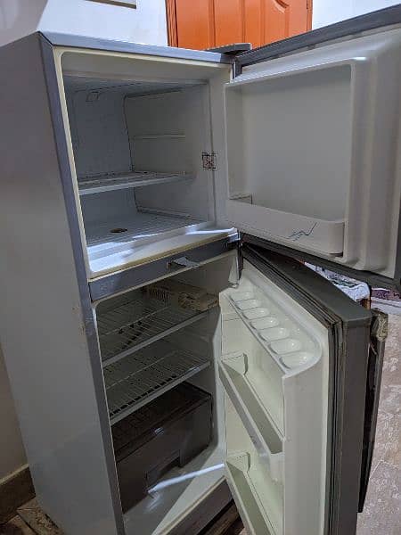 Dawlance Fridge Refrigerator (Read Ad) 3