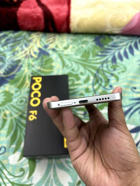 Xiaomi Poco F6 (12-512GB) 4