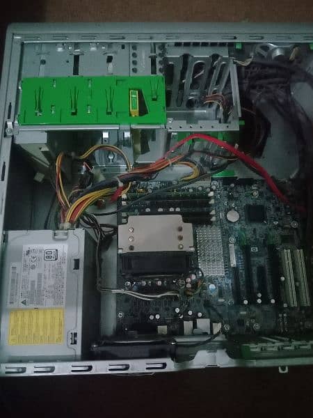 computer pc gaming with graphics card 1