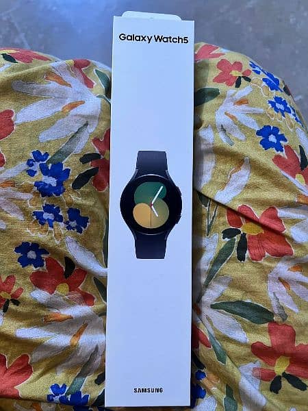 Brand New Box Packed Samsung watch 5 0