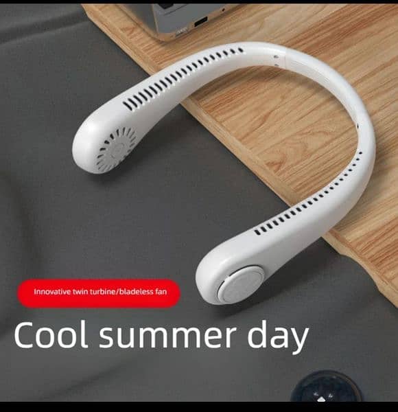 Hot Summer Cooling Neck Fan USB Rechargeable and Wearable Sports Fan 3