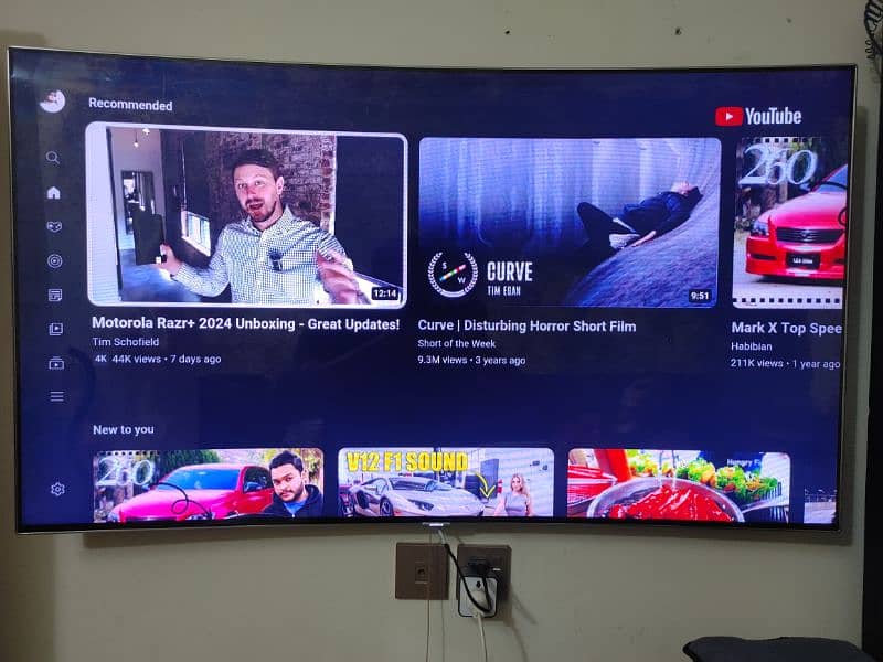 Samsung 55" curve 4k QLED (flickering issue 30 min m thik ho jata hai) 10