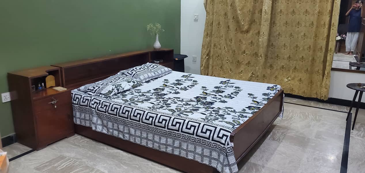 Bedset with side tables along with mattress 1