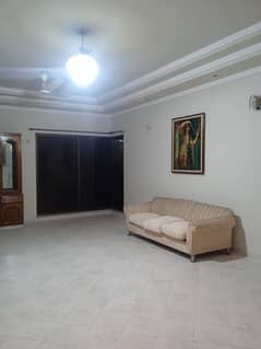 1 Kanal Beautiful Upper Portion Available For Family + Separate Gate