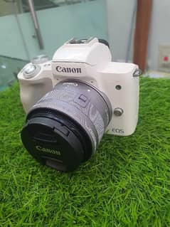 Eos M50 with 15-45mm IS STM