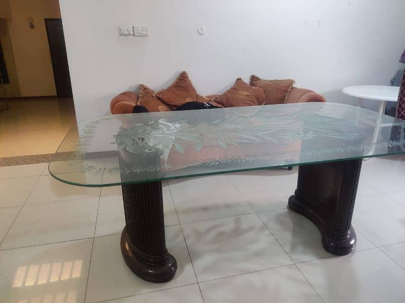 Dining Table 0