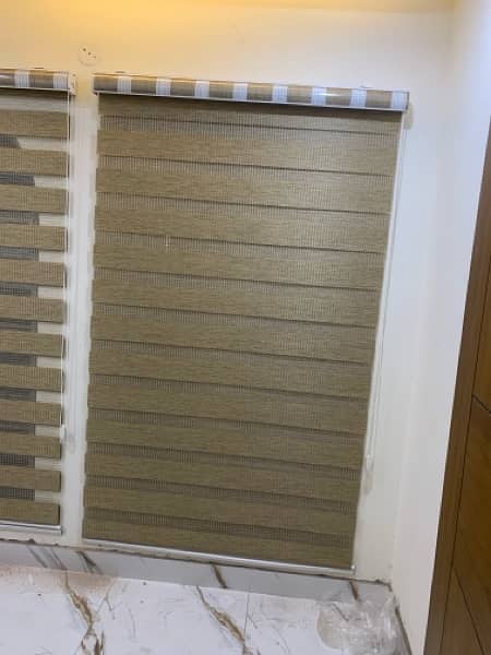 Roller blinds / vertical blinds / zebra blinds /mini blinds / 6