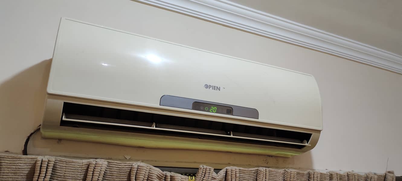 3 SPLIT AIR CONDITION 1.5 TON VERY REASONABLE PRICE 4