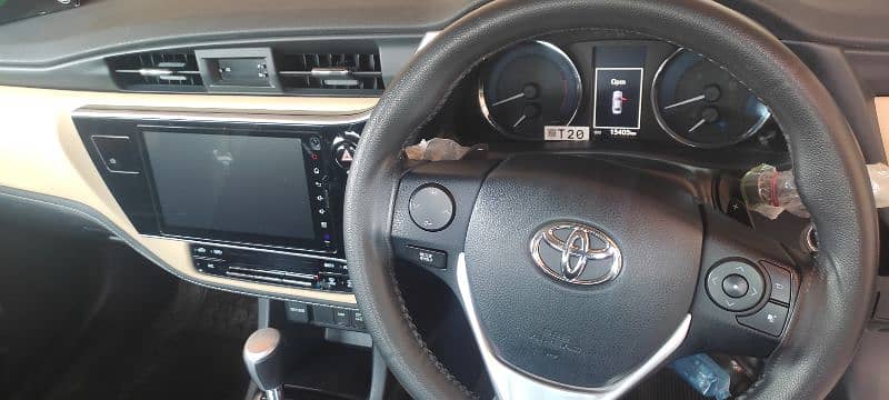 Toyota Corolla Altis Grande 2022 (Brand New) 8