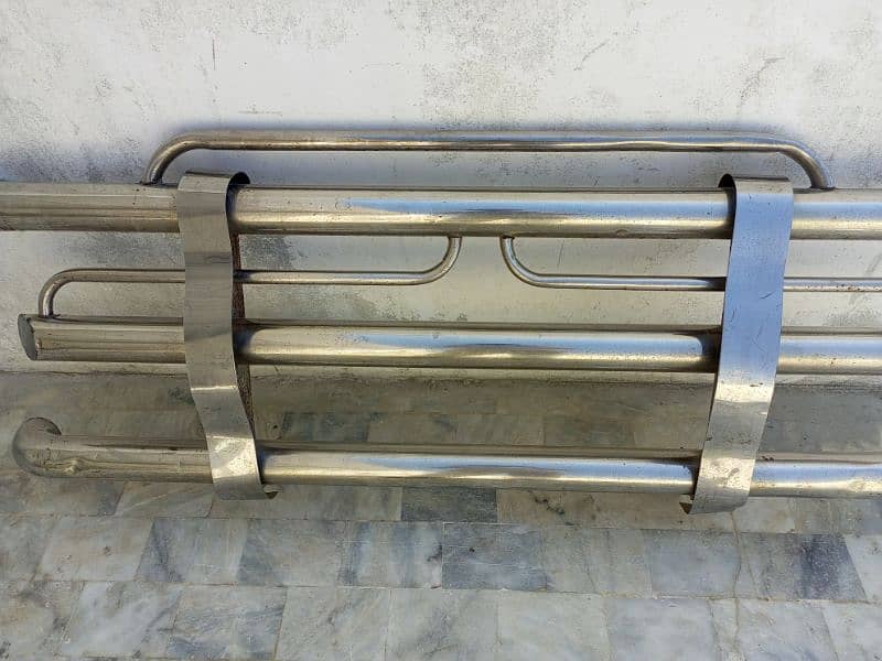 hiroof or Ravi steel grill or 1 heavy duty stupany with tyre 2