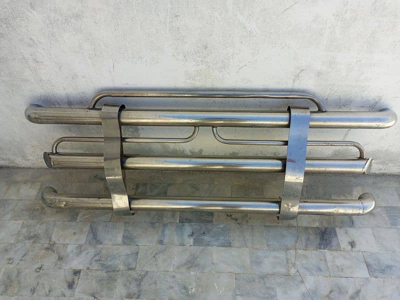 hiroof or Ravi steel grill or 1 heavy duty stupany with tyre 5