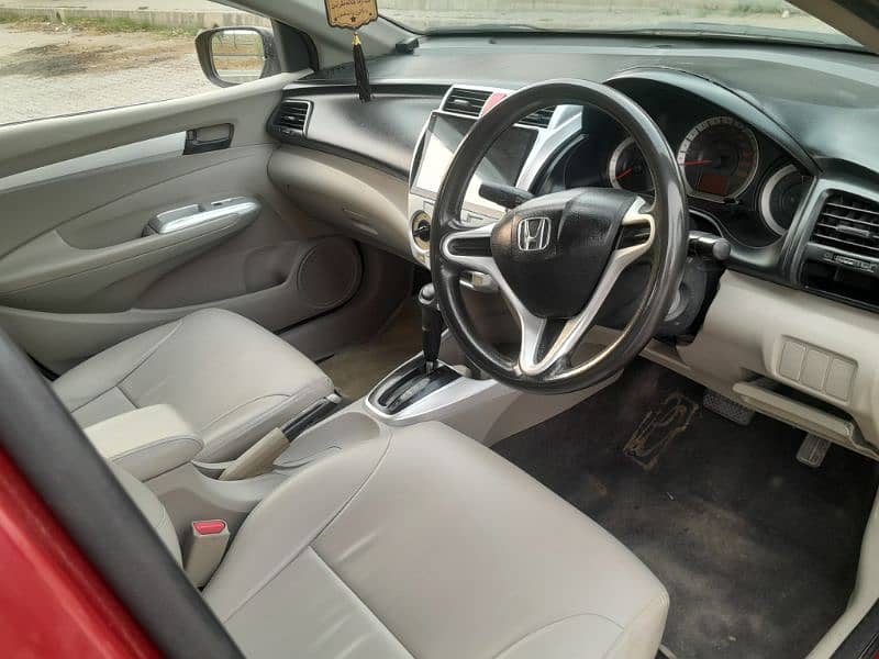 Honda City Aspire 2012, (Auto) 6