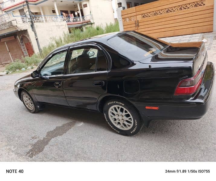 Toyota Corolla 2.0 D 2000 3