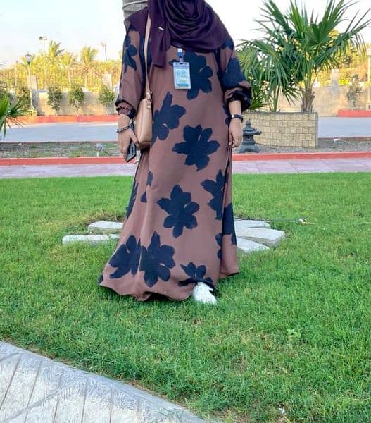 Brown abaya 0