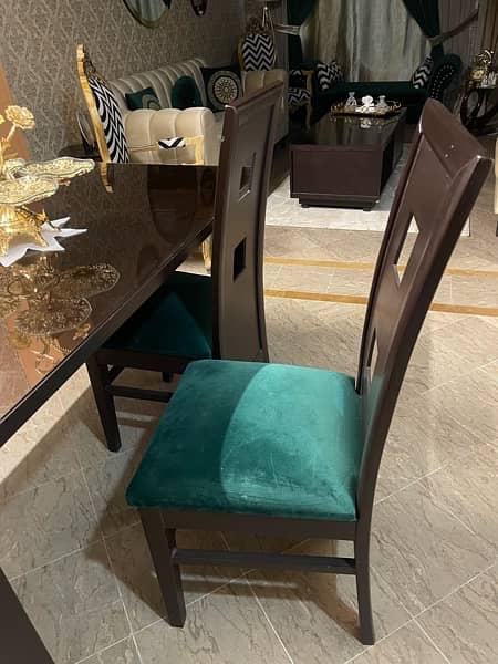 6 seater dining table 4