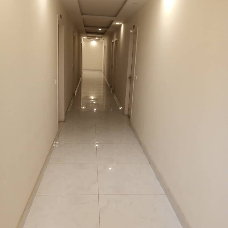 Available brand new 1 bedroom nonfurnishd apartment for rent in Bahria town Civic center 13