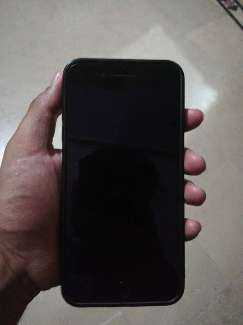 iPhone 7 plus / PTA APPROVED / 128GB / Mate black color 1